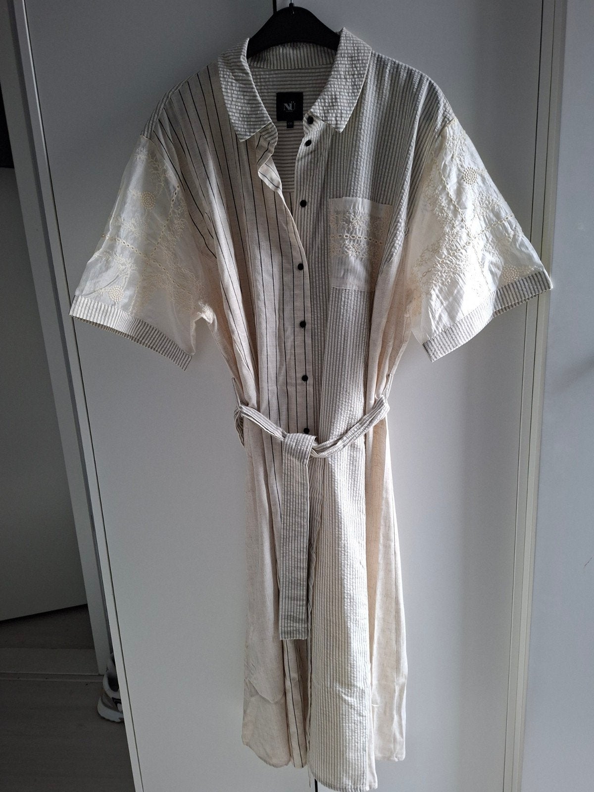 Mooie jurk lange blouse van Nu Denmark NIEUW!, Kleding | Dames, Wit, Maat 46/48 (XL) of groter, Nieuw, Ophalen of Verzenden