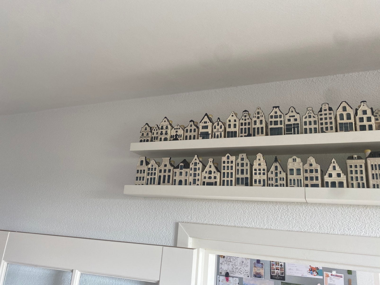 KLM huisjes 1-106, Ophalen, Zo goed als nieuw