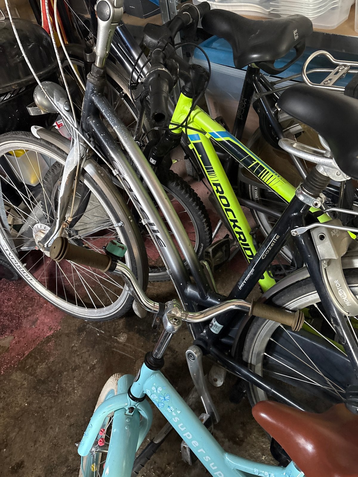 3 opknapfietsen te koop, waaronder een kinderfiets, Fietsen en Brommers, Fietsen | Kinderfietsjes, Ophalen of Verzenden, Gebruikt