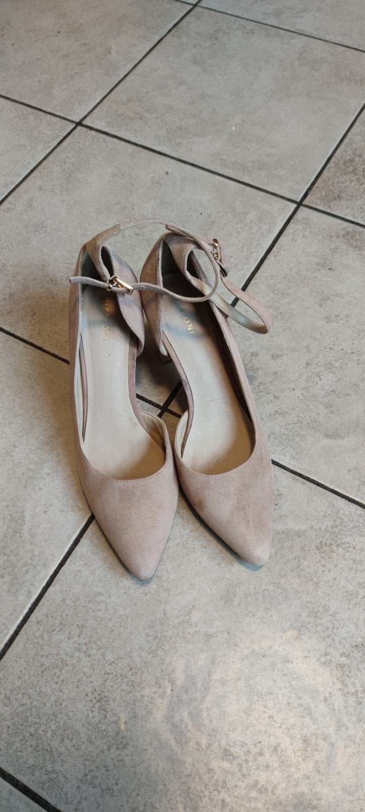 Pier One Pumps - Maat 39 - mooi poeder kleur, Pumps, Beige, Ophalen of Verzenden, Zo goed als nieuw