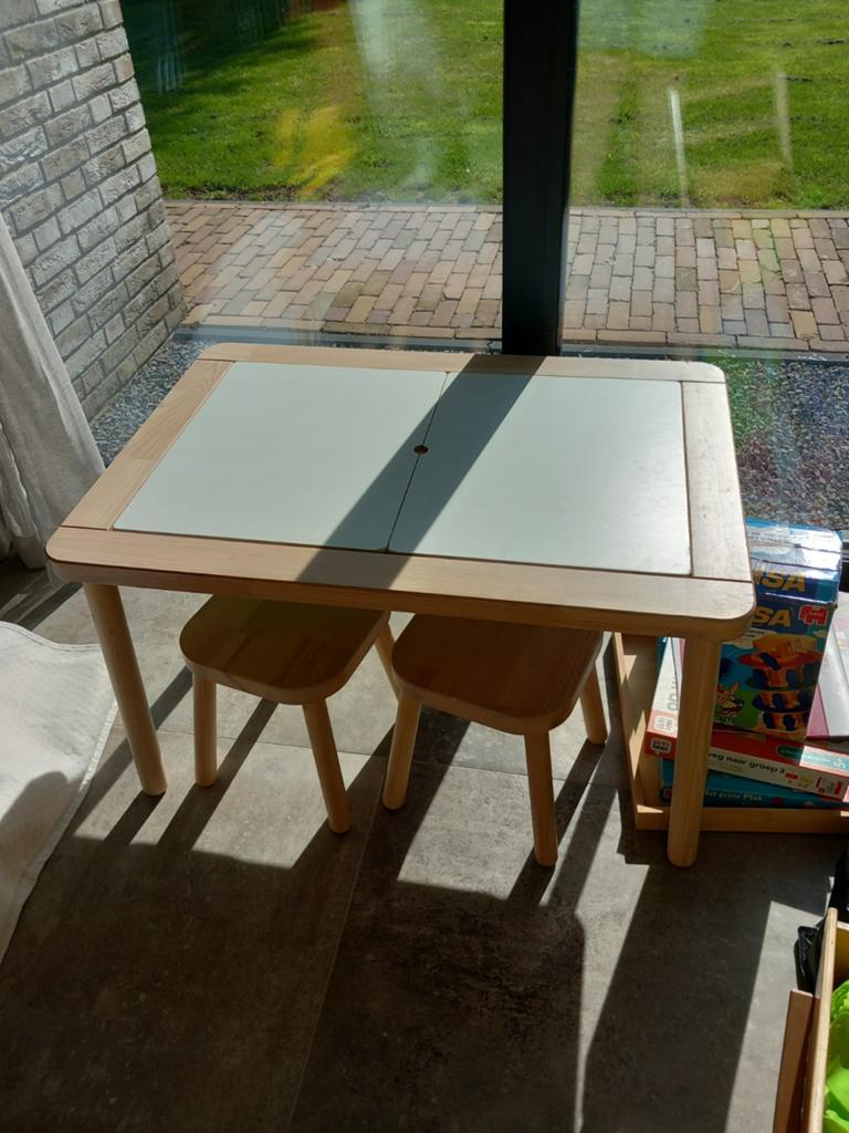 IKEA FLISAT Kindertafel met 2 krukjes, Ophalen, Gebruikt, Tafel(s) en Stoel(en)