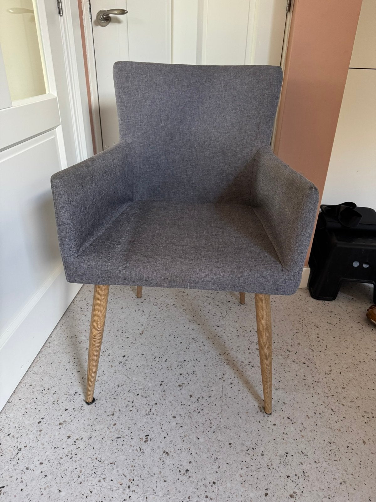 Gratis af te halen 4 eetkamerstoelen (gebruikt), Huis en Inrichting, Stoelen, Ophalen, Gebruikt, Vier, Stof