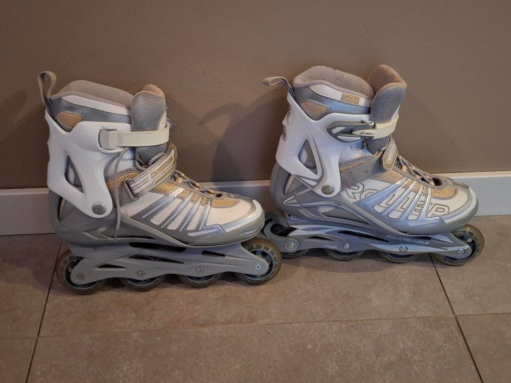 Skeelers incl. bescherming (dames), Sport en Fitness, Skeelers, Zo goed als nieuw, Inline skates 4 wielen, Dames, Ophalen