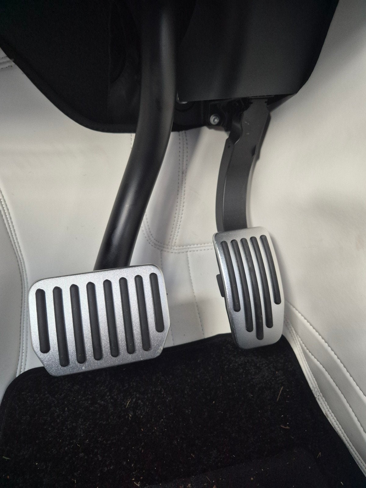 Tesla Juniper model Y/X  Performance aluminium  pedalen, Ophalen of Verzenden, Nieuw