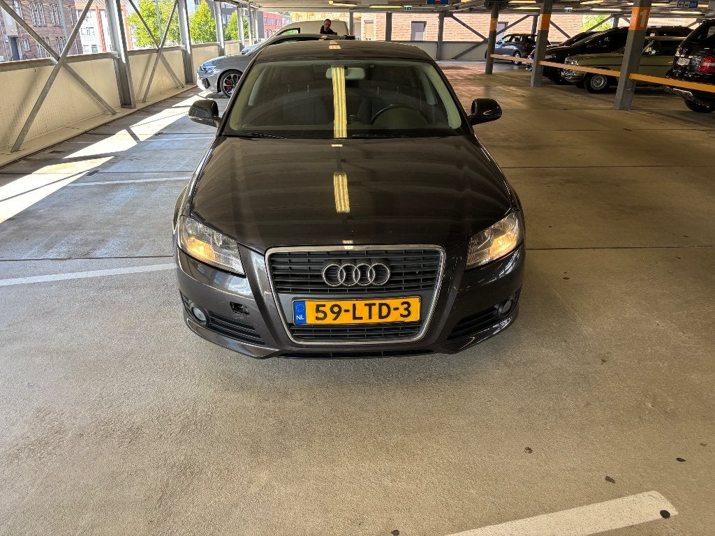 Audi A3 1.4 Tfsi 92KW Sportback S-tronic 2010 Grijs, Auto's, Audi, 125 pk, 4 cilinders, Origineel Nederlands, 690 kg