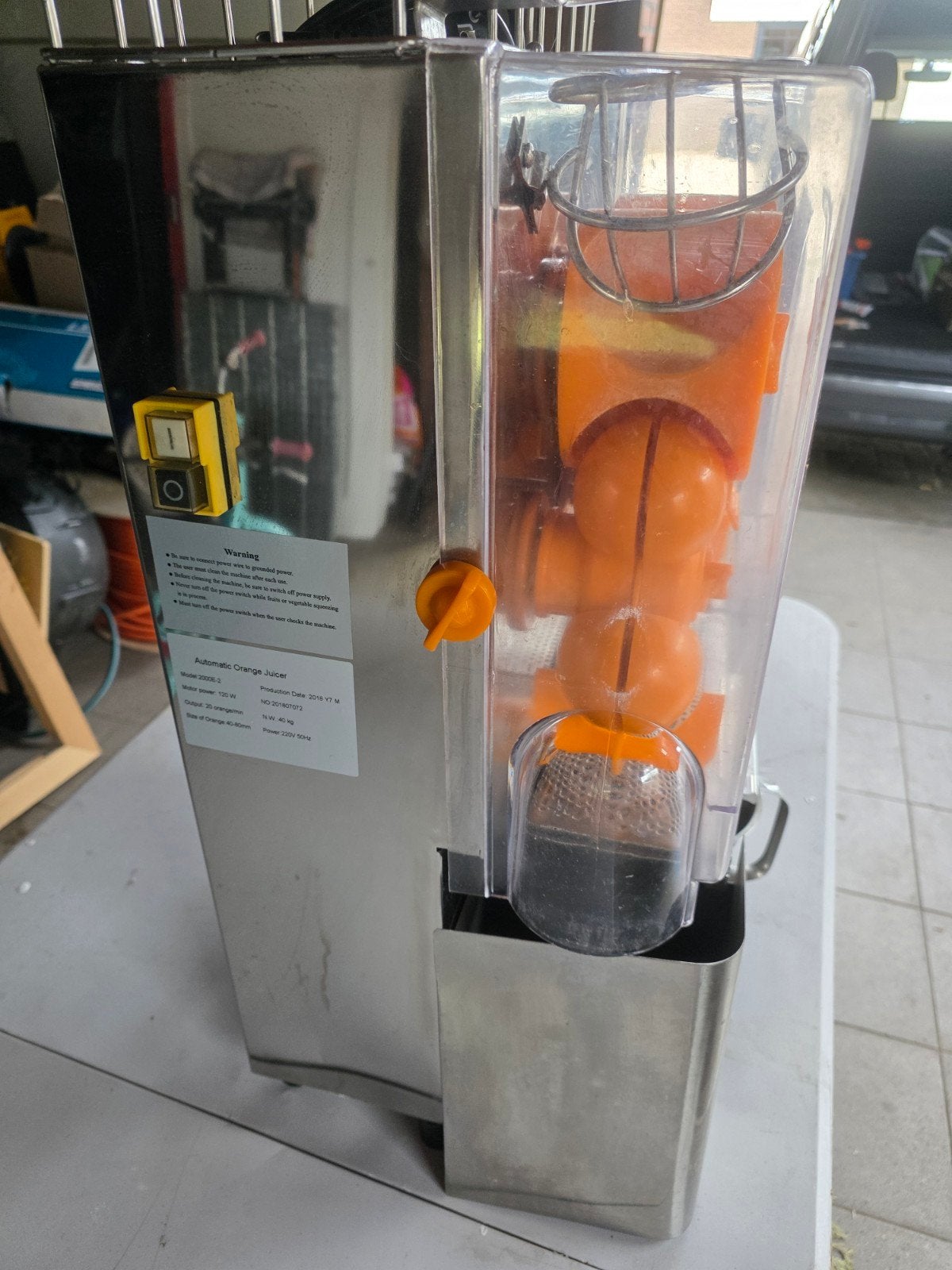 Professionele Automatische Citruspers - Zo Goed als Nieuw, Ophalen, Zo goed als nieuw, Elektrisch, Citruspers