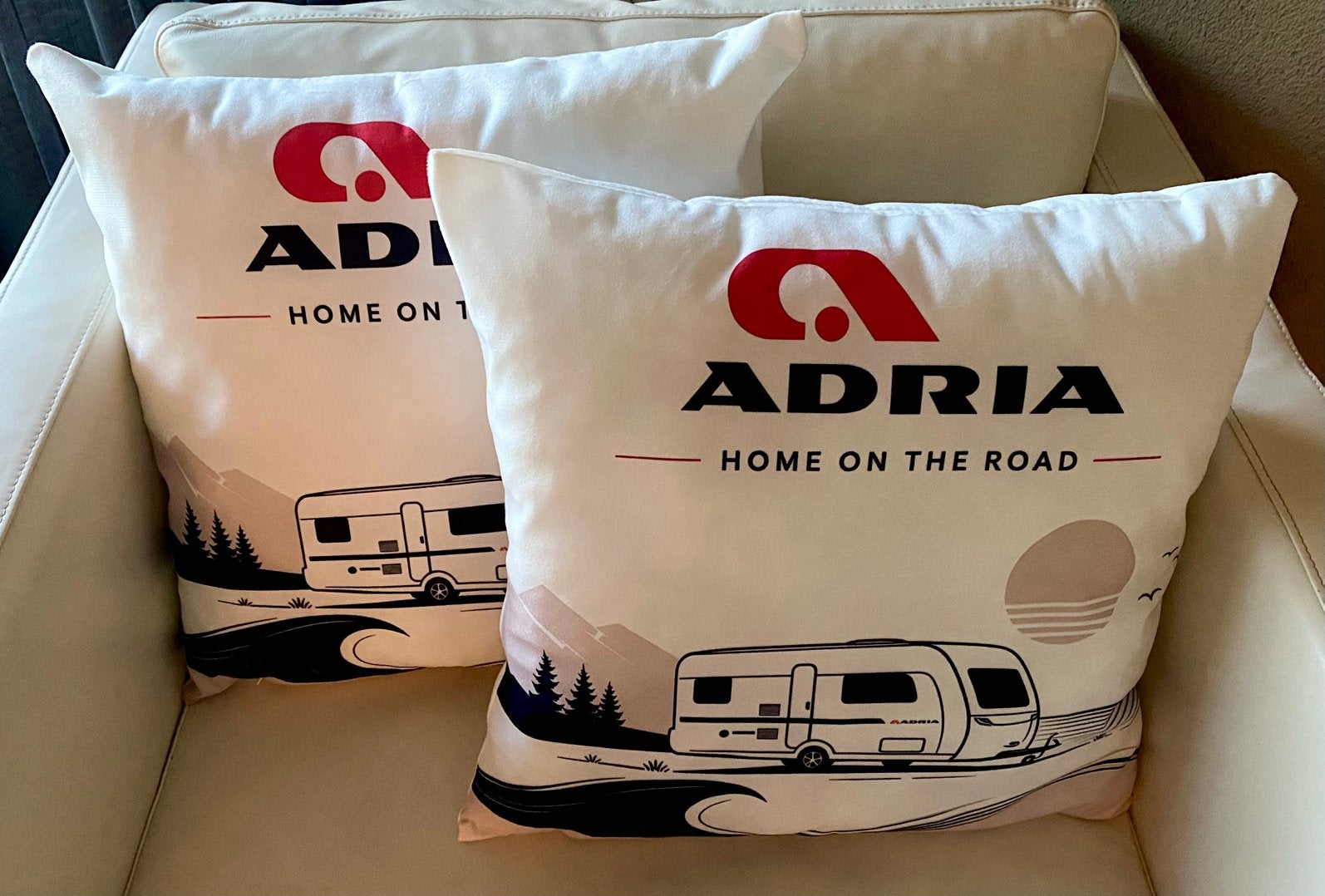 Adria Caravan Camper Decoratie Kussen, Ophalen of Verzenden, Nieuw