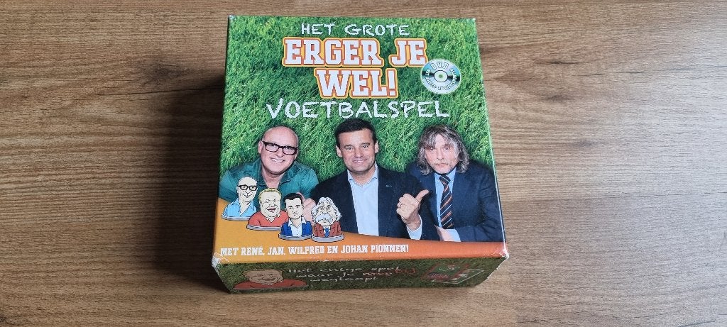 Gezelschapsspel | Het grote ‘Erger je wel’ voetbalspel, Hobby en Vrije tijd, Een of twee spelers, Ophalen of Verzenden, Gebruikt