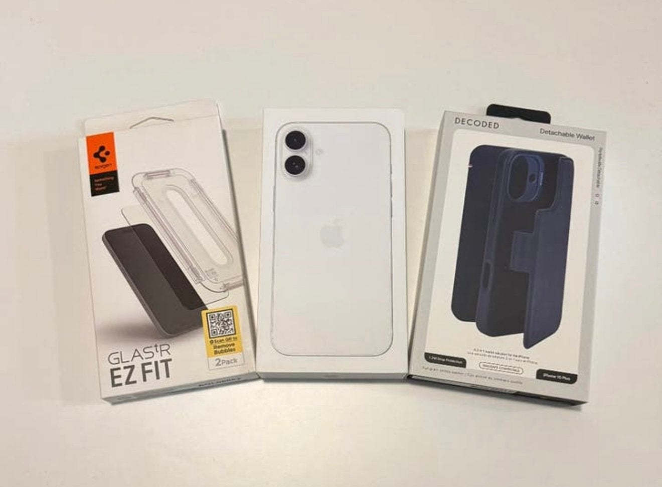 iPhone 16 Plus Hoesjes + Screen Protector, Kunststof, IPhone 16 Plus, Frontje of Cover, Magnetische sluiting