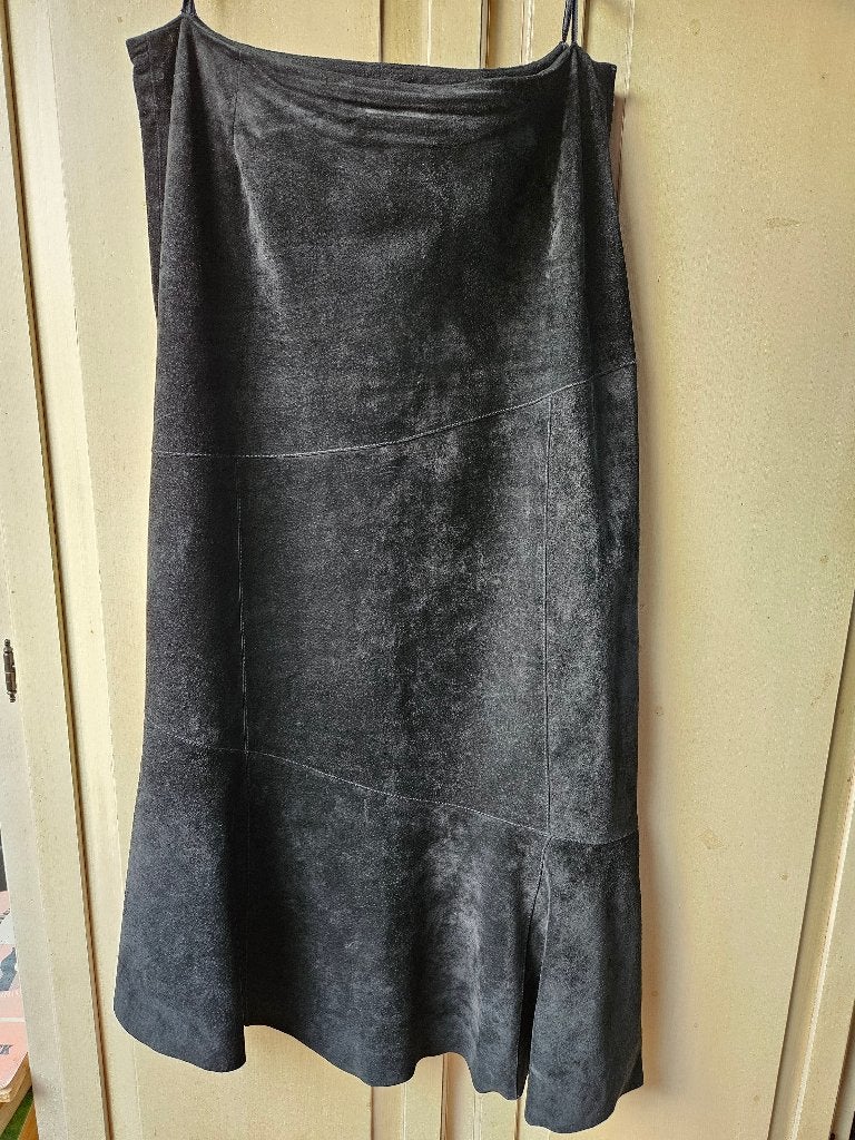zwarte suede rok, maat 42/44, Ivanir Cuirs, Kleding | Dames, Verzenden, Zwart, Maat 42/44 (L), Zo goed als nieuw