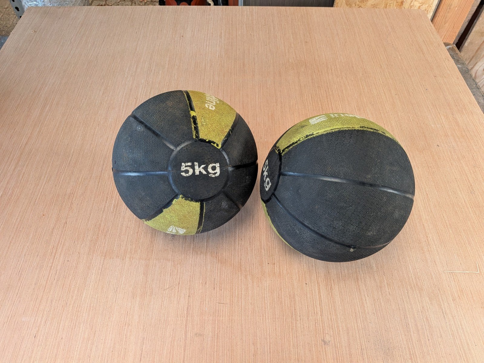 Medicijnbal / 2 stuks medicine ball, Ophalen of Verzenden, Gebruikt, Fitnessbal