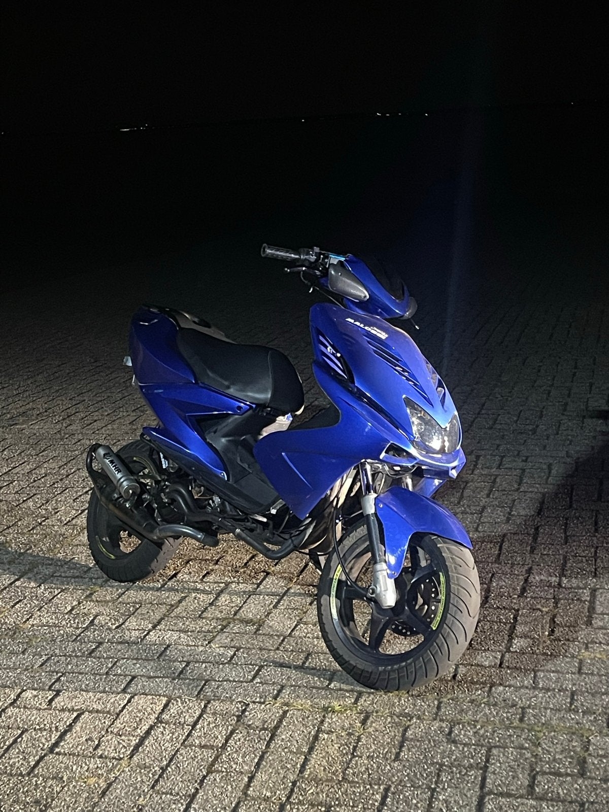 Yamaha Aerox - Blauw - 70cc full MHR 15pk, Maximaal 45 km/u, 70 cc, Ophalen of Verzenden, Zo goed als nieuw