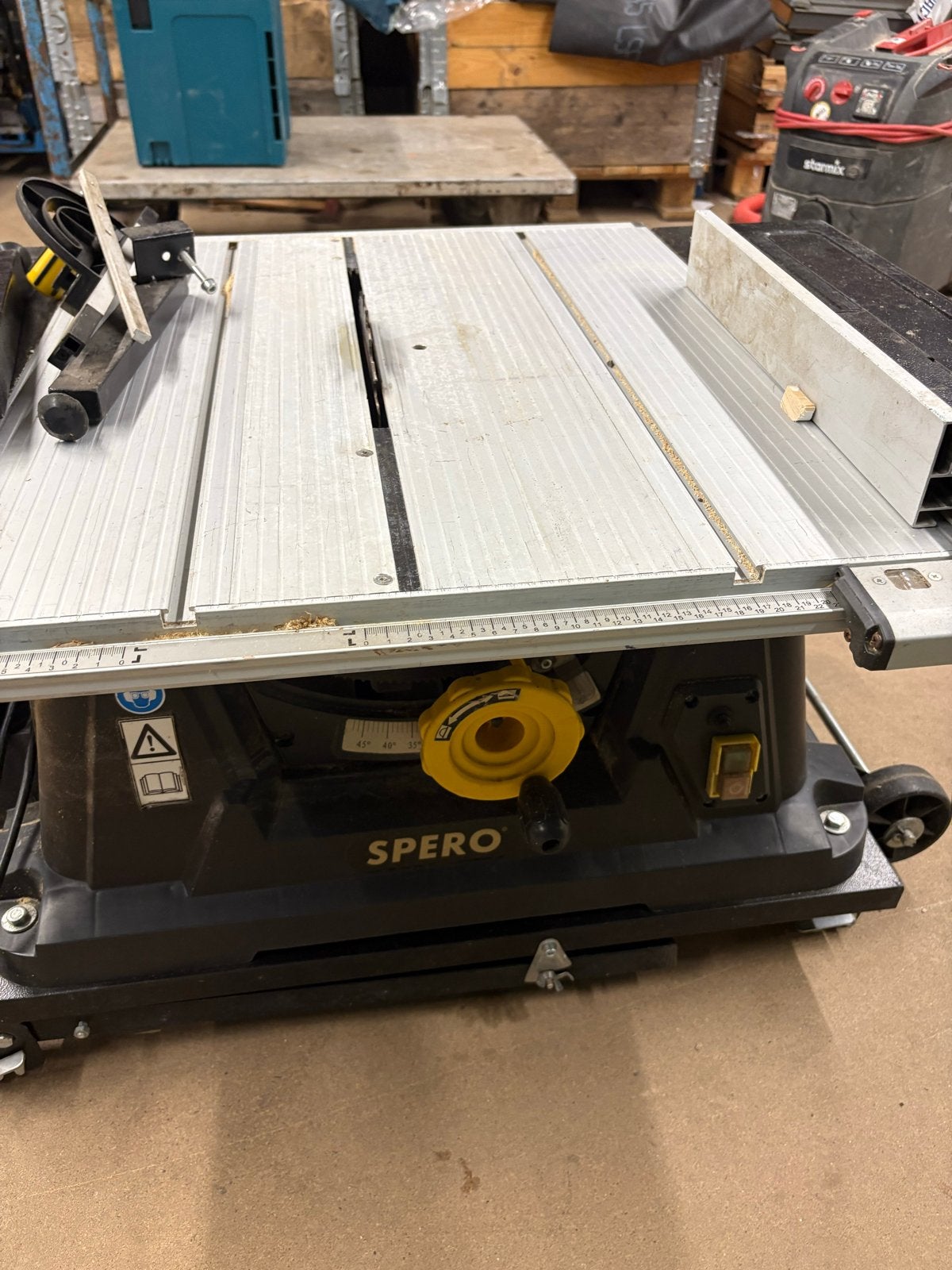 Spero SP 10 Tafelcirkelzaag - Krachtig en Compact, Doe-het-zelf en Verbouw, Ophalen, Gebruikt, Cirkelzaag, 70 mm of meer