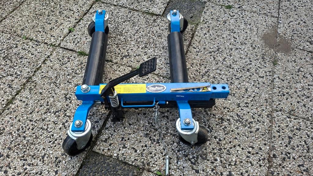 Verrijdbare autokrik / garagekrik, Auto diversen, Ophalen of Verzenden, Gebruikt, Manueel, Garagekrik