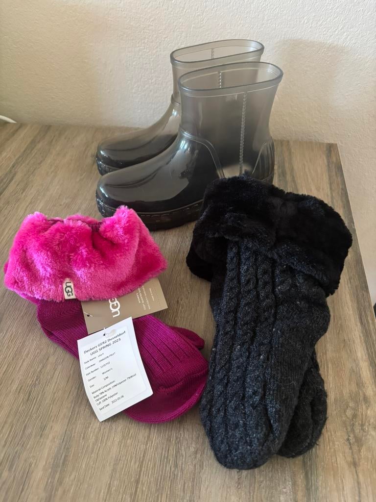 NIEUW: UGG transparante laarzen maat 38, Ophalen of Verzenden, Zo goed als nieuw, Hoge laarzen