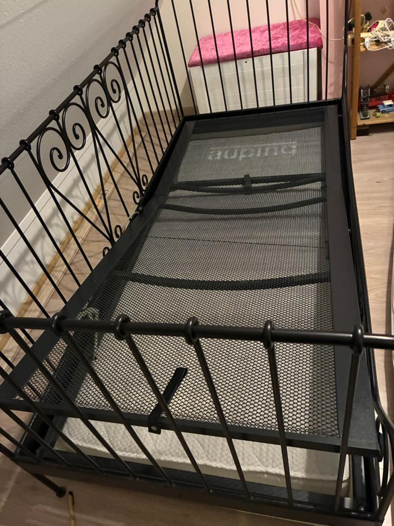 Zwart metaal bed met auping verstelbare bodem, Ophalen, Verstelbaar, 90 cm, Eenpersoons