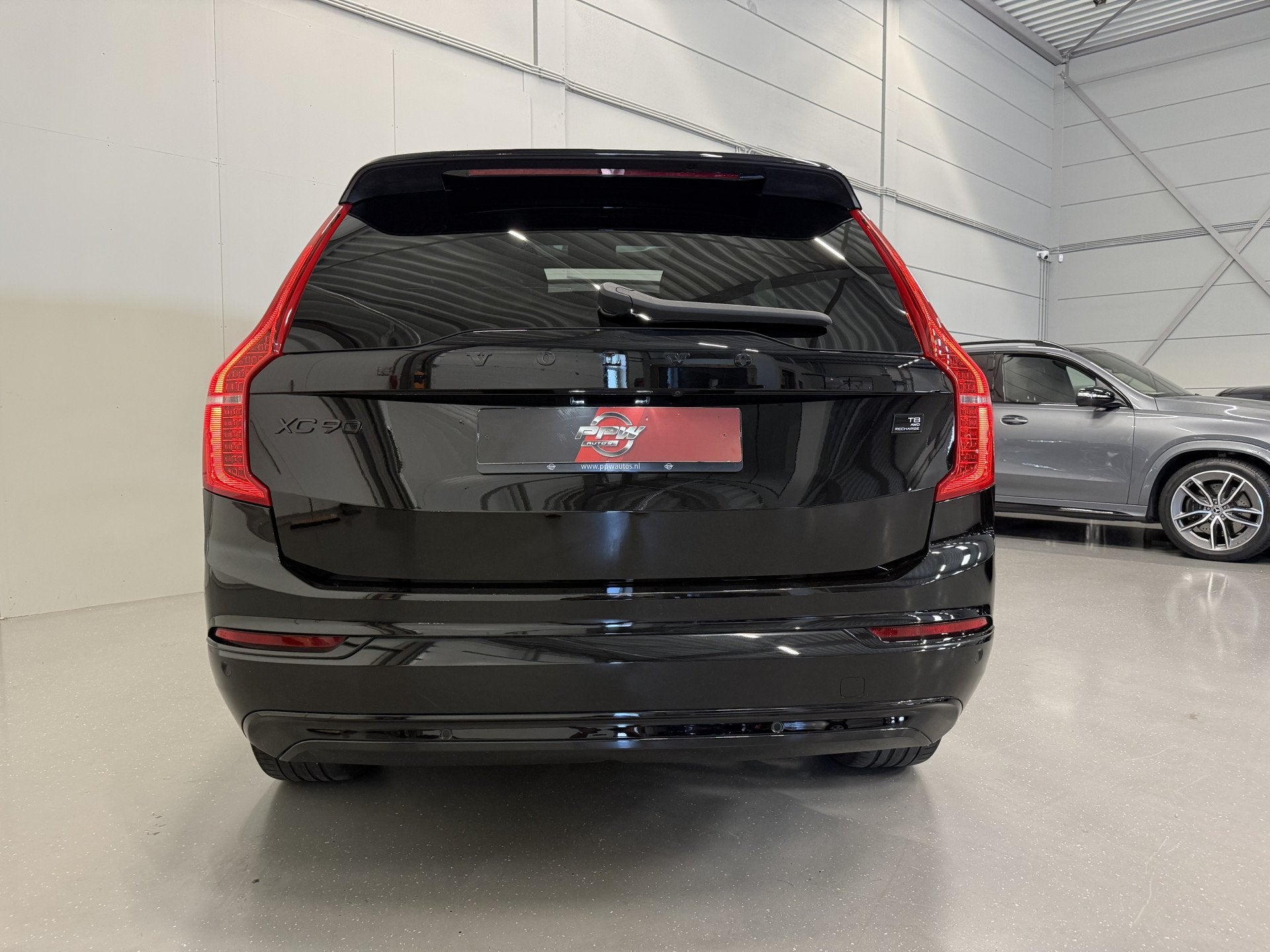 Foto 9 van Volvo XC90 T8 Recharge AWD R-Design PANO/B&W/TREKHAAK/360CAM
