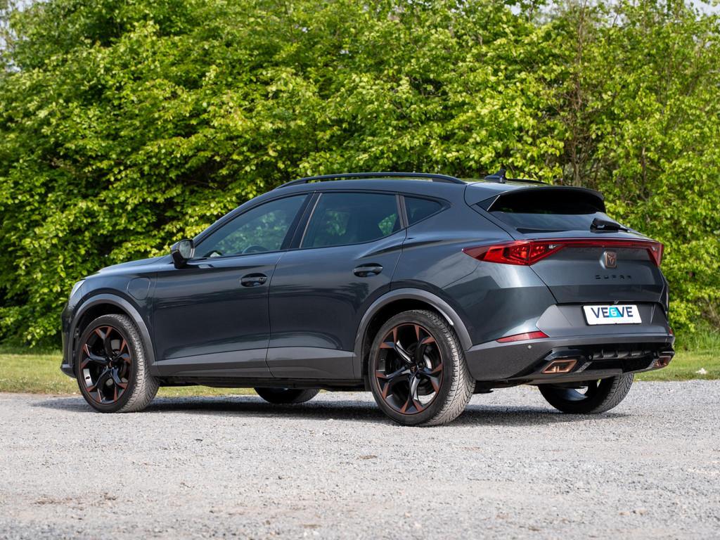CUPRA Formentor 1.4 e-Hybrid VZ // trekhaak // 360 camera //, Auto's, Cupra, Stof, Gebruikt, 4 cilinders, Formentor