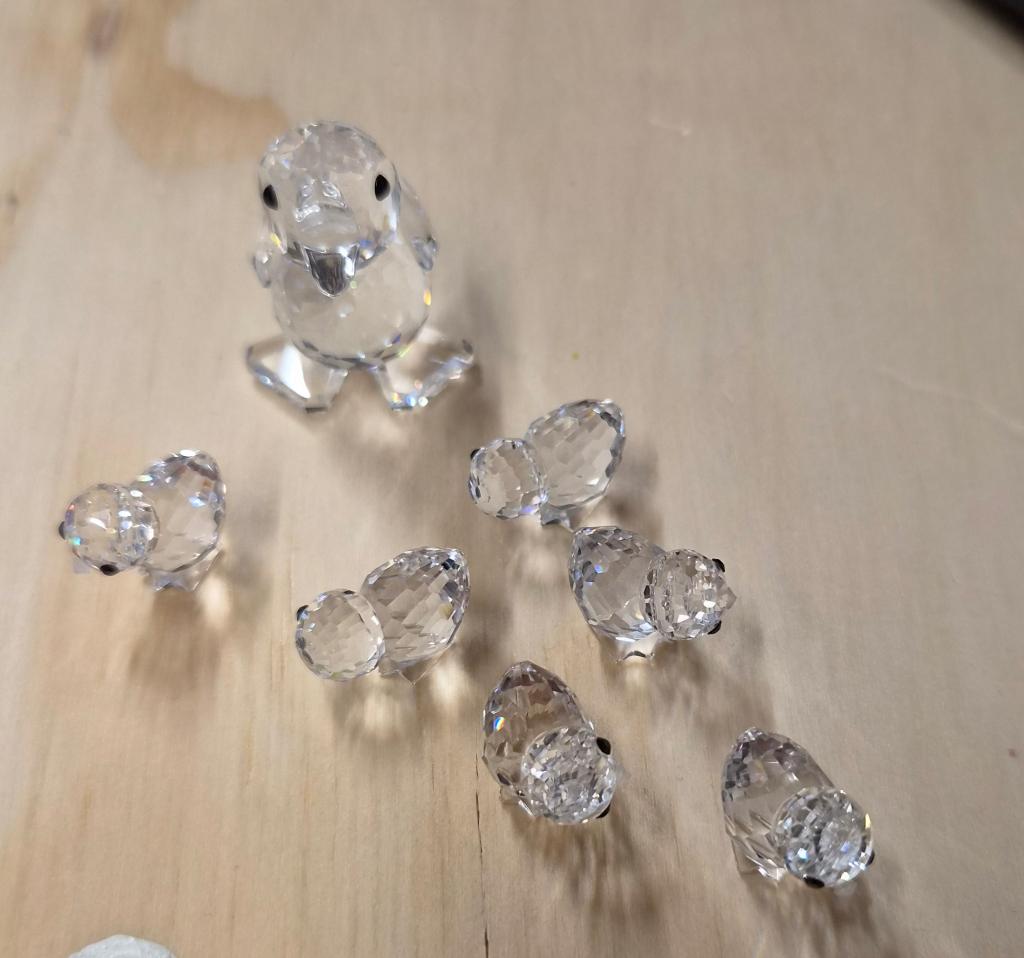 Swarovski eend en kuikens, Verzamelen, Swarovski, Verzenden, Zo goed als nieuw, Figuurtje