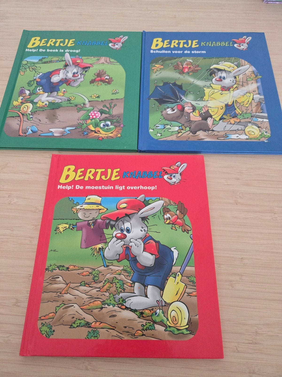 Bertje Knabbel boeken - 3-delige set, Ophalen of Verzenden, Gelezen