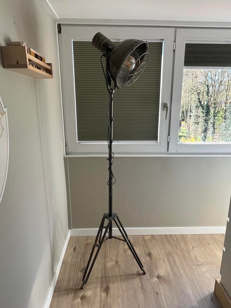 Industriële staande vloerlamp ±180 cm – incl. LED lamp, Ophalen, Zo goed als nieuw, Overige typen