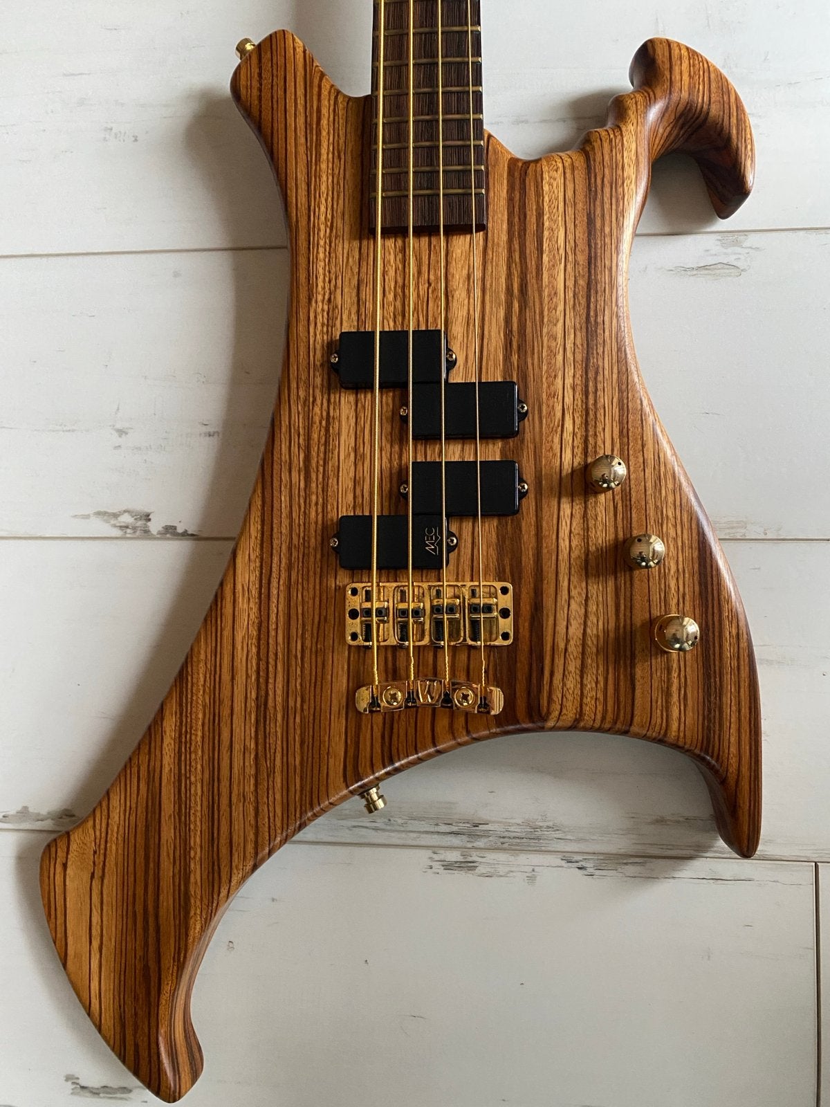 Warwick Buzzard Bolt-On 4-snarige basgitaar, Muziek en Instrumenten, Ophalen, Gebruikt, Elektrisch