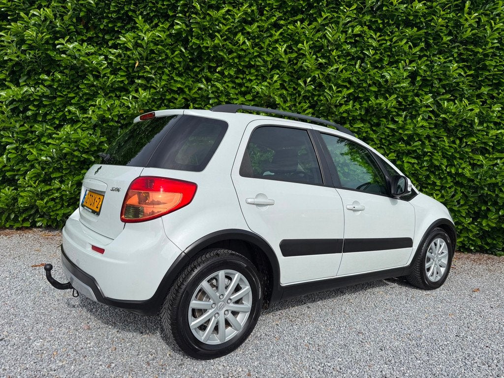 Suzuki SX4 1.6 Executive|NWE APK|NAVI|AIRCO|STOELVERW|TREKH, Voorwielaandrijving, Euro 5, Stof, Gebruikt