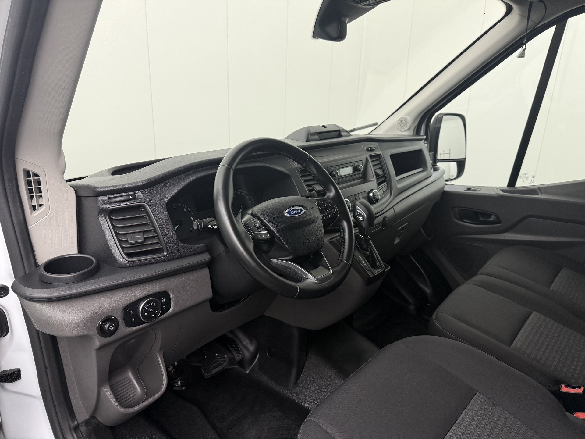 Ford Transit 2.0TDCi 165PK Automaat L4H3 Jumbo | Airco | Cru, Automaat, Achterwielaandrijving, Gebruikt, 4 cilinders
