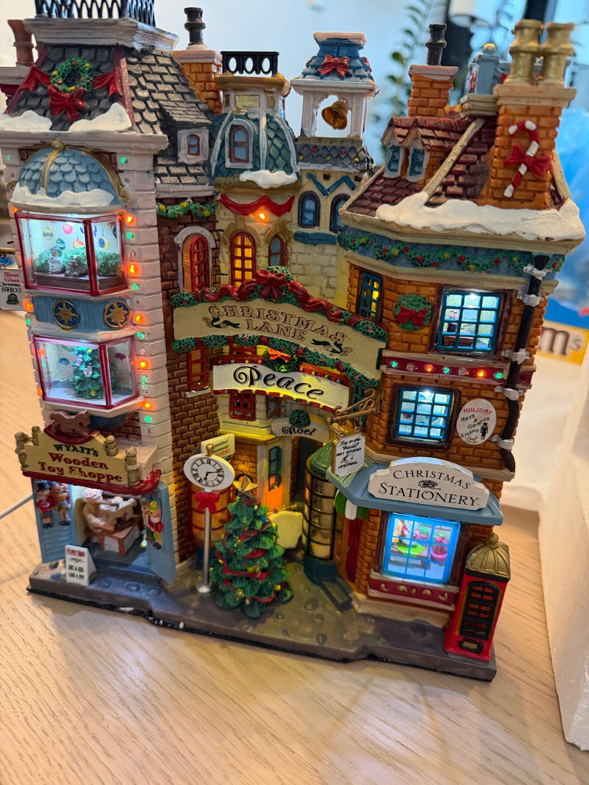 LEMAX façade Christmas lane, Diversen, Kerst, Ophalen of Verzenden, Zo goed als nieuw