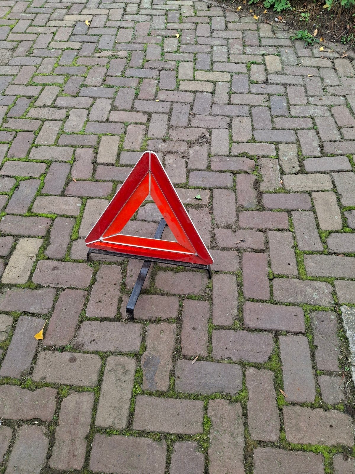 Gevarendriehoek in handige opbergdoos, Auto diversen, Ophalen of Verzenden, Gebruikt