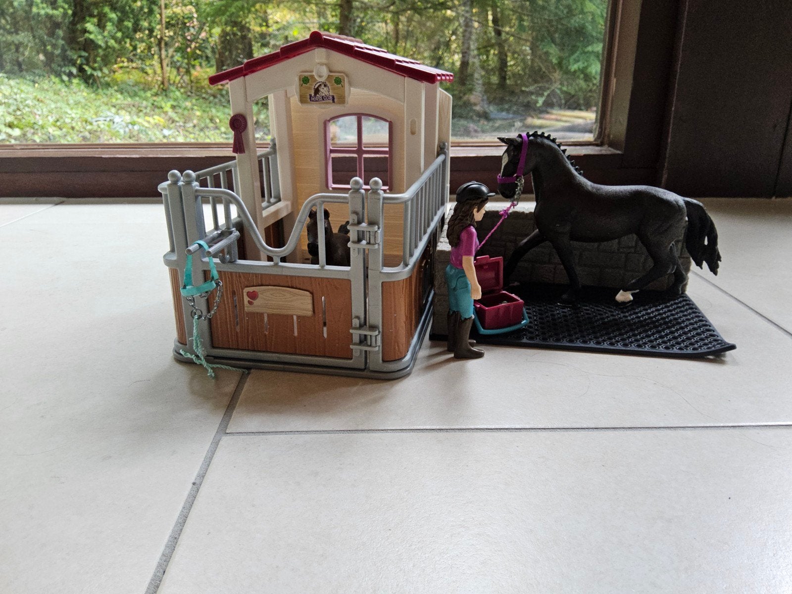 Schleich paardenstal met paard, veulen en ruiter, Ophalen, Gebruikt, Jongen of Meisje