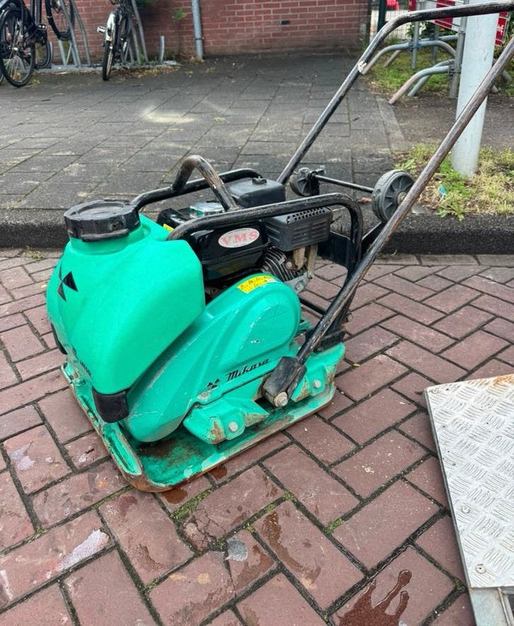 Mikasa Trilplaat MVC-T90H Straat gereedschap, Doe-het-zelf en Verbouw, Gereedschap | Machine-onderdelen en Toebehoren, Ophalen