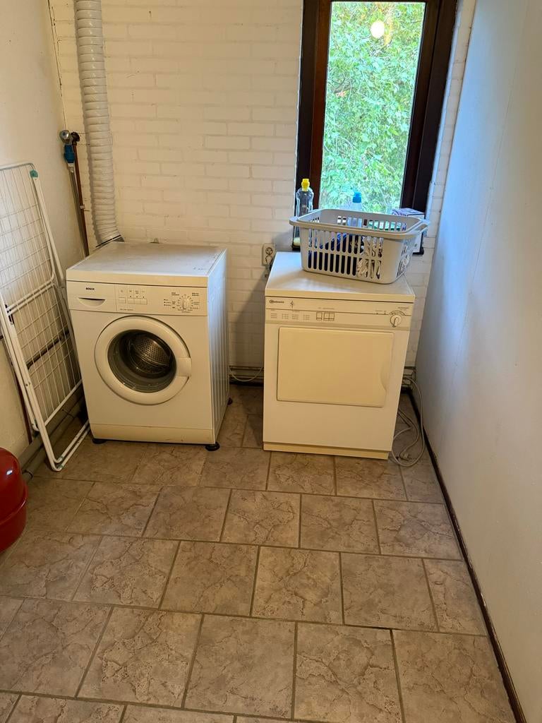Gratis: Wasmachine en droger set - Bosch en Bauknecht, Witgoed en Apparatuur, Ophalen, Gebruikt, Voorlader, 85 tot 90 cm
