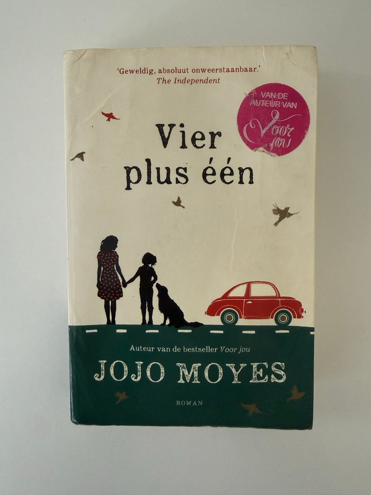 Vier plus één - Jojo Moyes, Ophalen of Verzenden, Gelezen, Nederland