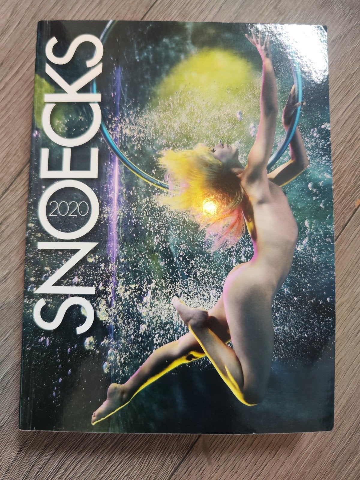 Snoecks 2020, Boeken, Kunst en Cultuur | Fotografie en Design, Ophalen of Verzenden, Zo goed als nieuw