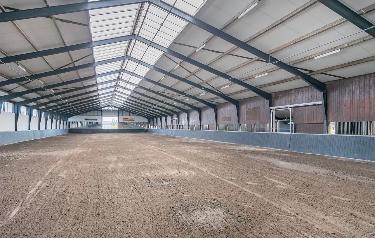 Pension stal vrij, Weidegang, 2 of 3 paarden of pony's