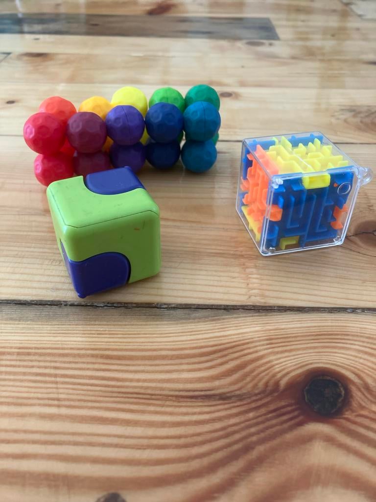 Diverse Fidget Toys Set - Stressvermindering & Plezier, Ophalen of Verzenden, Gebruikt, Puzzelen