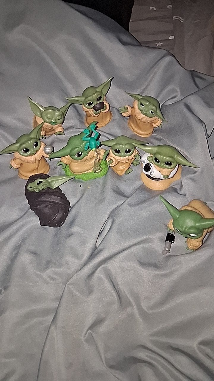 baby yoda collectie poppetjes, Verzamelen, Ophalen, Zo goed als nieuw, Actiefiguurtje