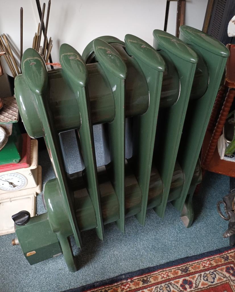 Vintage Radiator, Doe-het-zelf en Verbouw, Verwarming en Radiatoren, Ophalen, 30 tot 80 cm, Gebruikt, Radiator