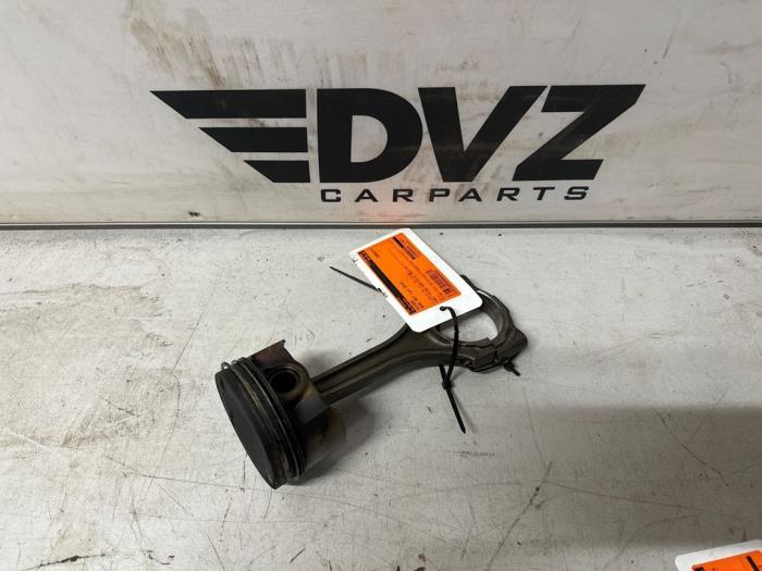 Zuiger van een Audi RS7, Gebruikt, -, -, -