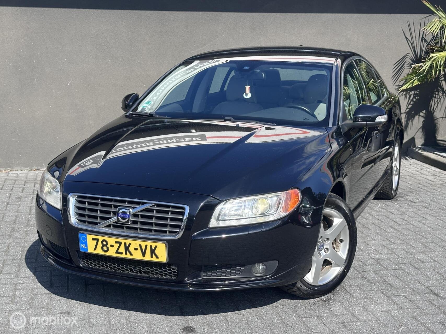 Volvo S80 2.5 T | Leer | Cruise | Stoelverwarming | Trekhaak, Auto's, Voorwielaandrijving, Bedrijf, Handgeschakeld, Sedan