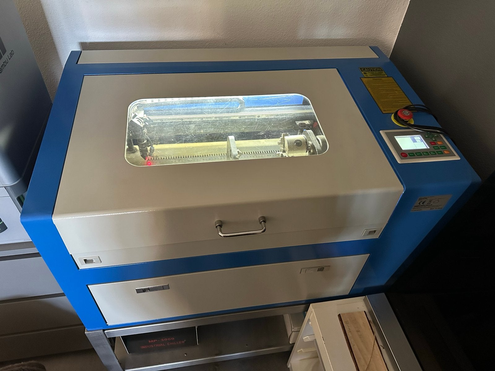 Laser graveermachine KH-5030 met chiller en accessoires, Ophalen