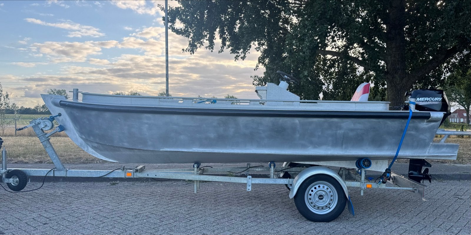 Aluminium boot (bj 2020) met 15 PK Mercury en kanteltrailer, Watersport en Boten, Overige merken, Gebruikt, Afdekzeil, Buitenboordmotor