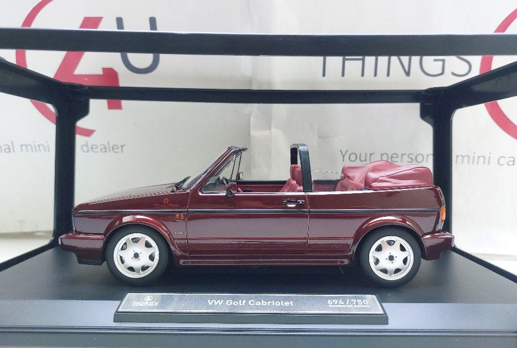 Norev 1:18 Volkswagen Golf 1 cabriolet Etienne Aigner rood, Hobby en Vrije tijd, Modelauto's | 1:18, Ophalen of Verzenden, Nieuw
