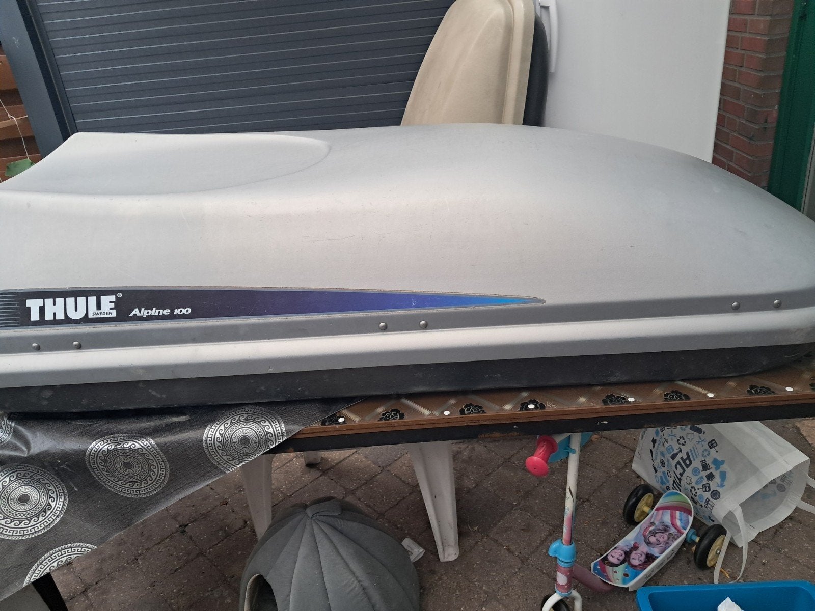 Thule Alpine 100 dakkoffer - Ruime en stevige bagagebox, Auto diversen, Dakkoffers, Ophalen of Verzenden, Gebruikt