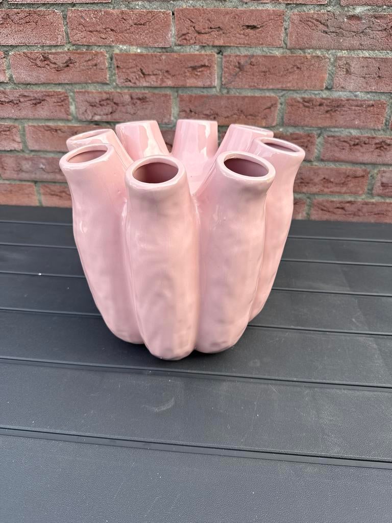 Mooie roze tulpenvaas, Huis en Inrichting, Woonaccessoires | Vazen, Overige kleuren, Aardewerk of Porselein, Nieuw, Ophalen of Verzenden
