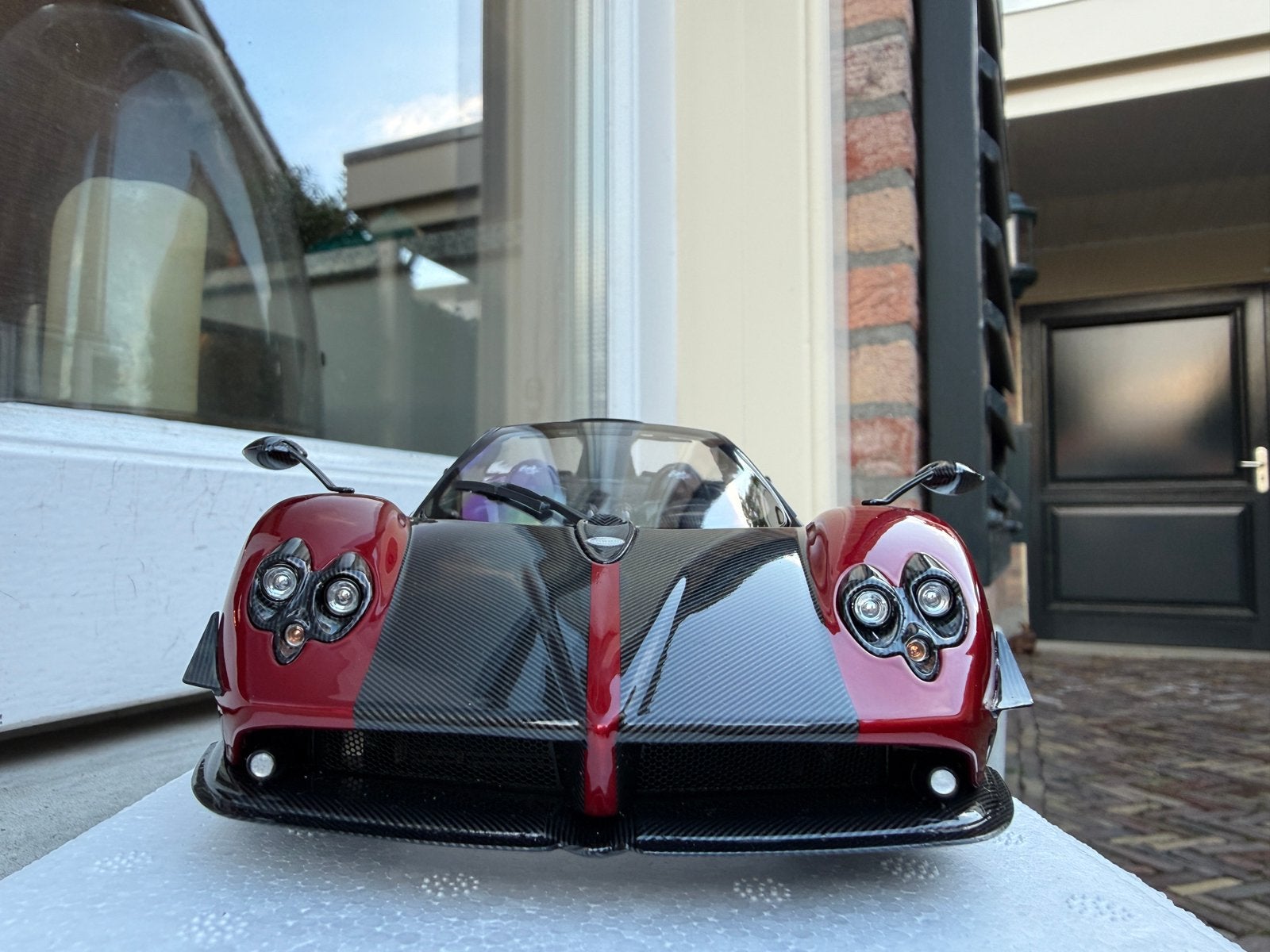 1:18 Pagani Zonda Cinque Roadster Rosso Dubai Almost Real, Hobby en Vrije tijd, Modelauto's | 1:18, Overige merken, Auto, Successervice2@hotmail.com