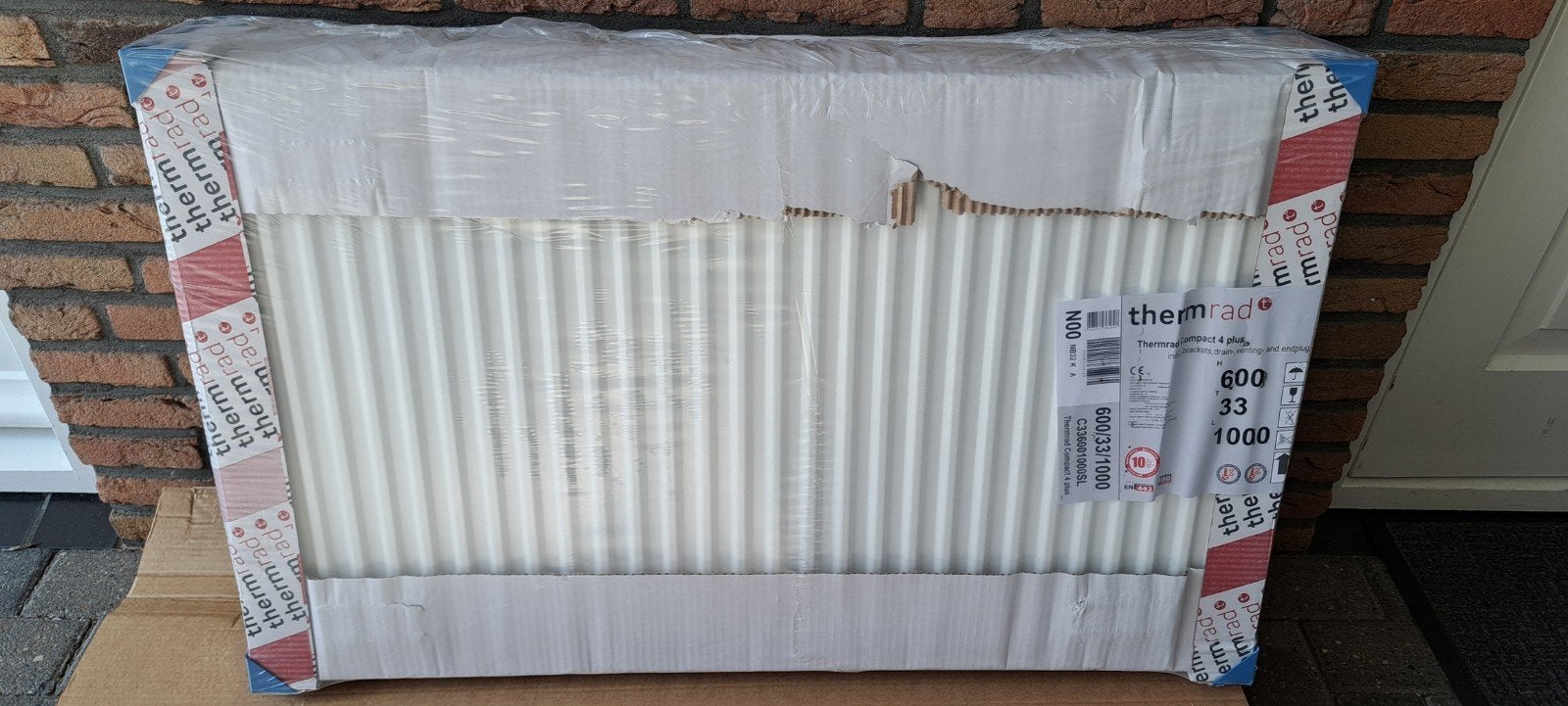 NIEUW | Thermrad Compact-4 Plus radiator | 2484W | 60x100, Ophalen, 30 tot 80 cm, Radiator, Nieuw