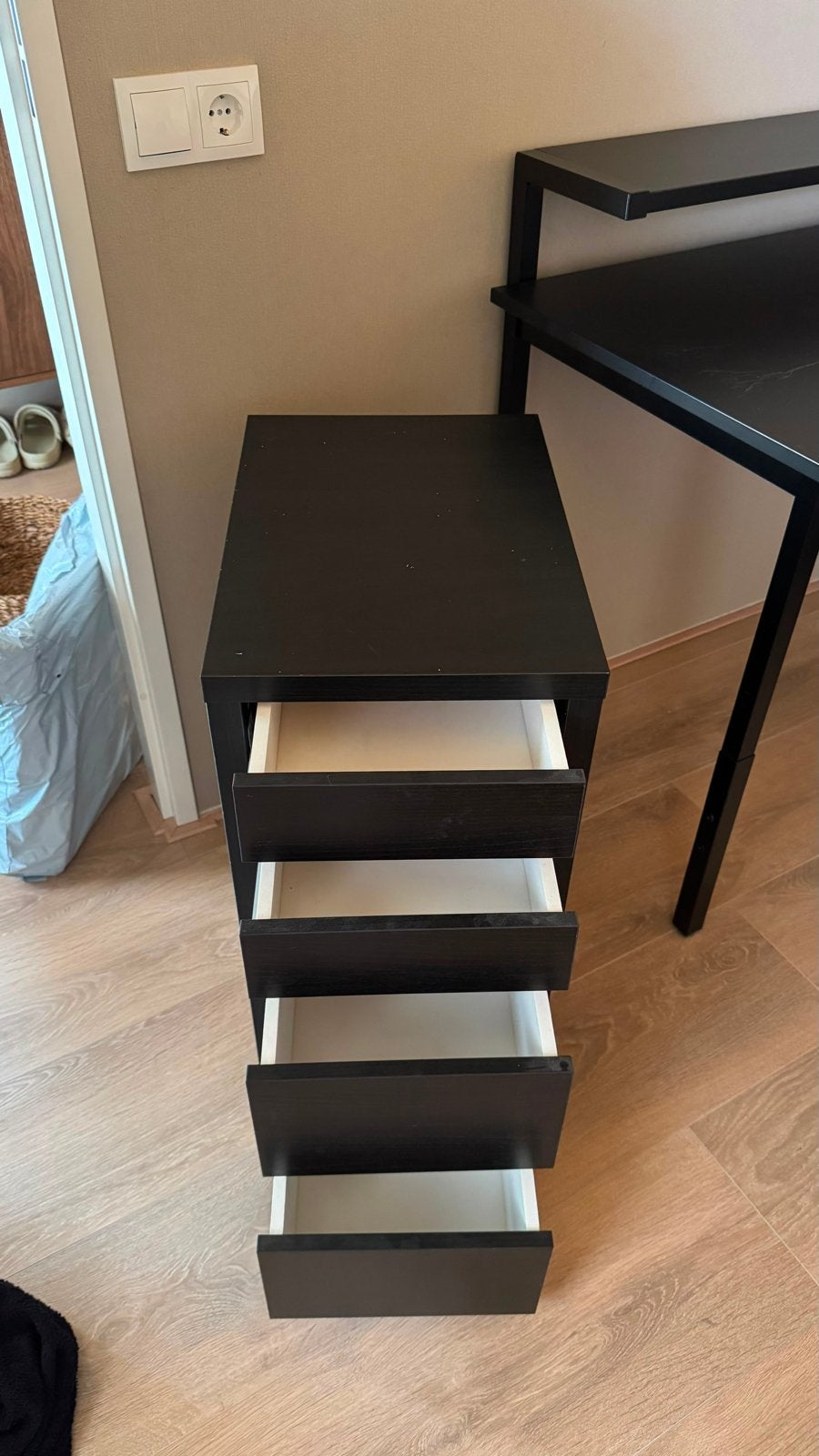 Zwarte ladekast met 5 laden, Minder dan 50 cm, Gebruikt, 5 laden of meer, 100 tot 150 cm