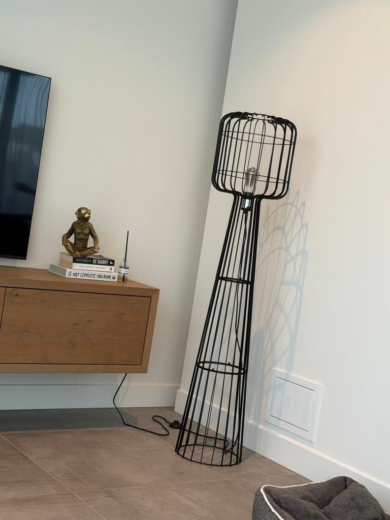 ETH Vloerlamp Steve Straight Zwart - Modern Design, Ophalen, Zo goed als nieuw, Metaal, 150 tot 200 cm